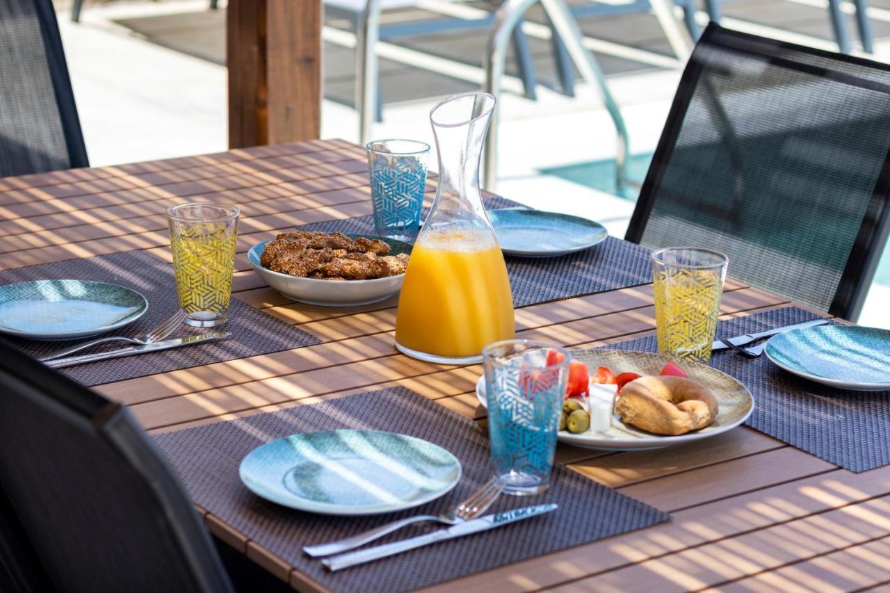 Cato Agro 4, Seafront Villa With Private Pool Αφιάρτης Εξωτερικό φωτογραφία