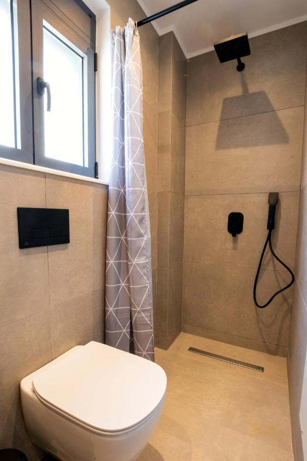 Cato Agro 4, Seafront Villa With Private Pool Αφιάρτης Εξωτερικό φωτογραφία